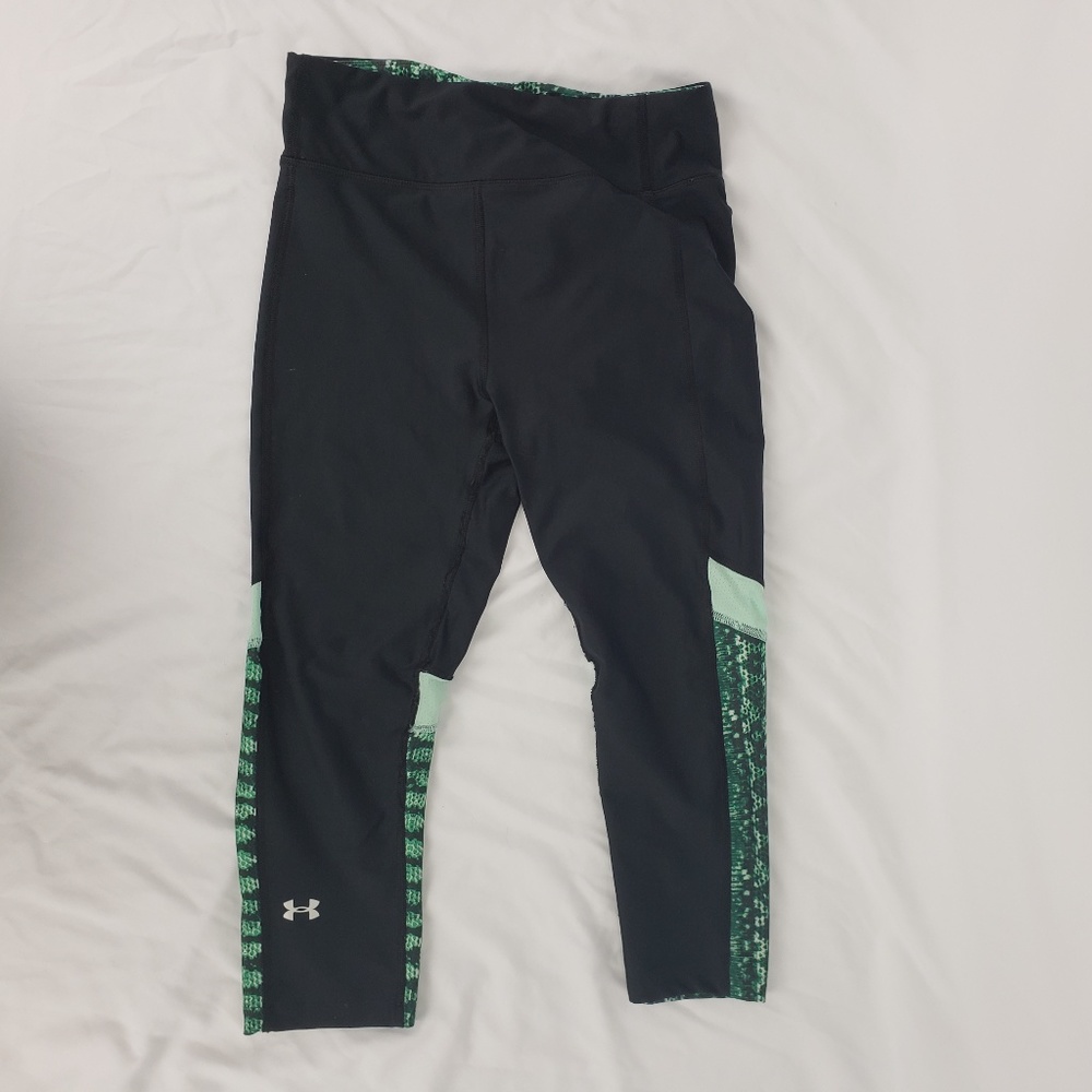 Under Armour Womens Capri Leggings Small SnakeSkin